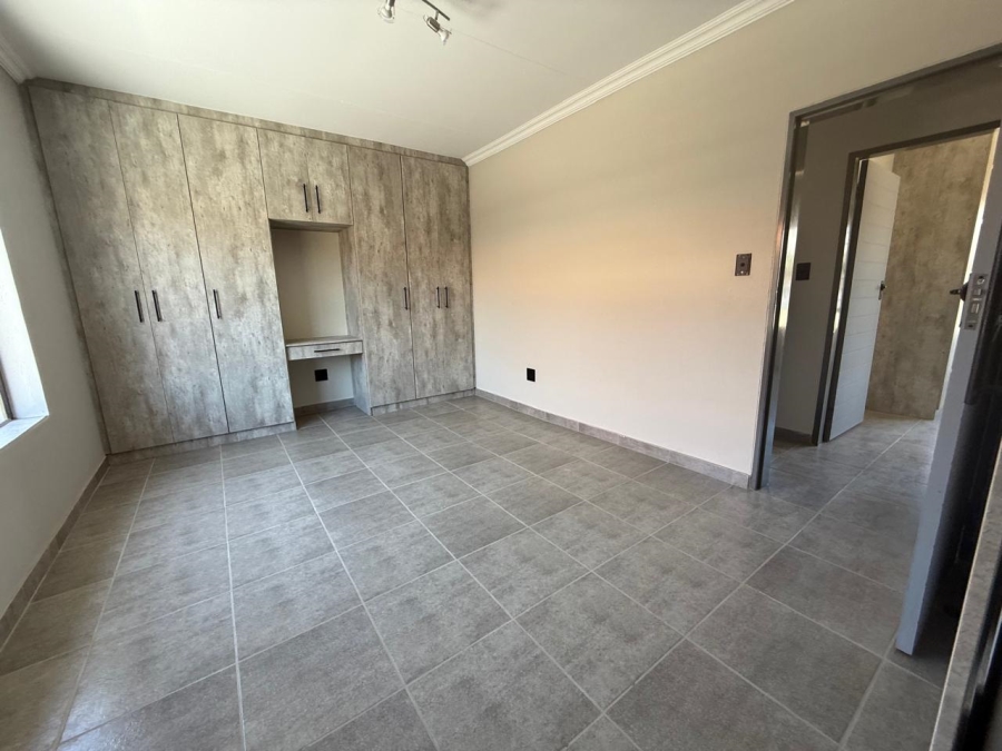 3 Bedroom Property for Sale in Waterkloof East North West